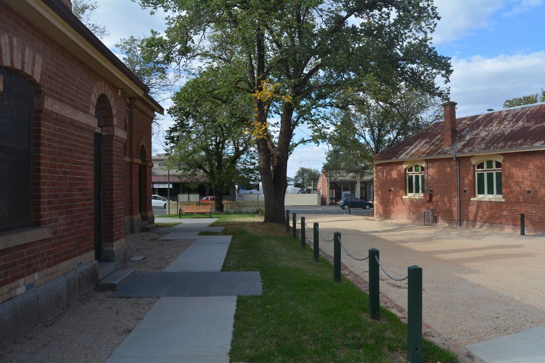 Thomson Hay Landscape Architects - Eaglehawk Town Hall
