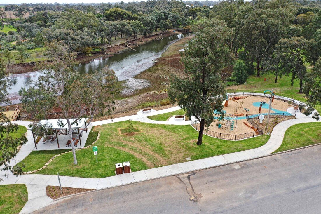 Thomson Hay Landscape Architects - Lions Park Gunbower Project