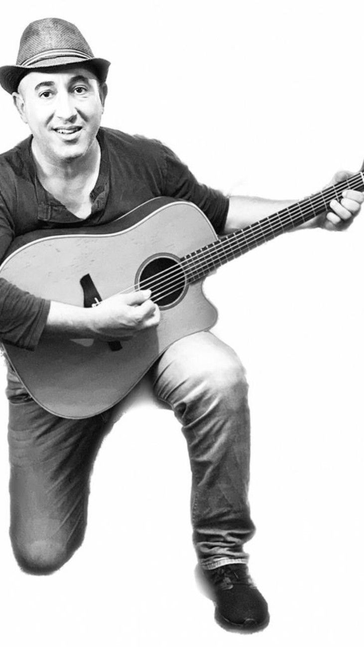 מופעים מוסיקליים והצגת יחיד למבוגרים