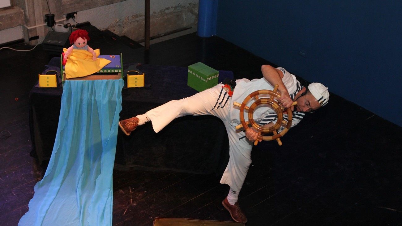 גוליבר בארץ הגמדים בבית היוצר תל אביב