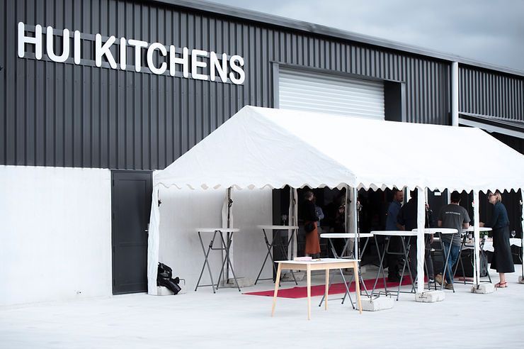 A Modern Kitchen in New Zealand by Huik Kitchens | Upper Hutt, NZ | Hui Kitchens