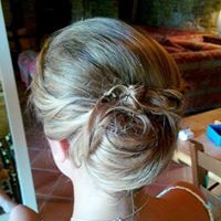 acconciatura elegante