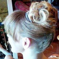 acconciatura alla moda