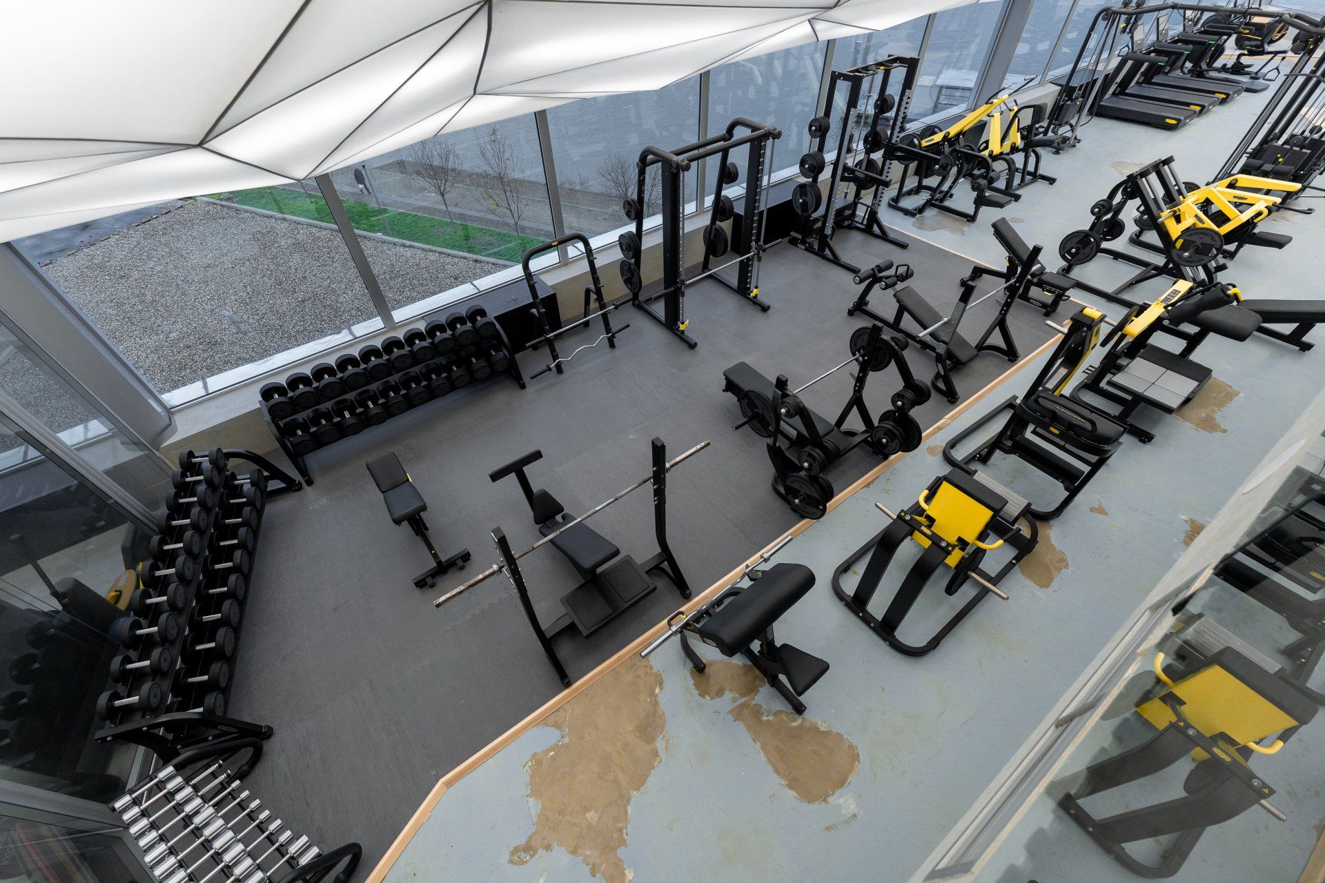 an aerial view of a gym