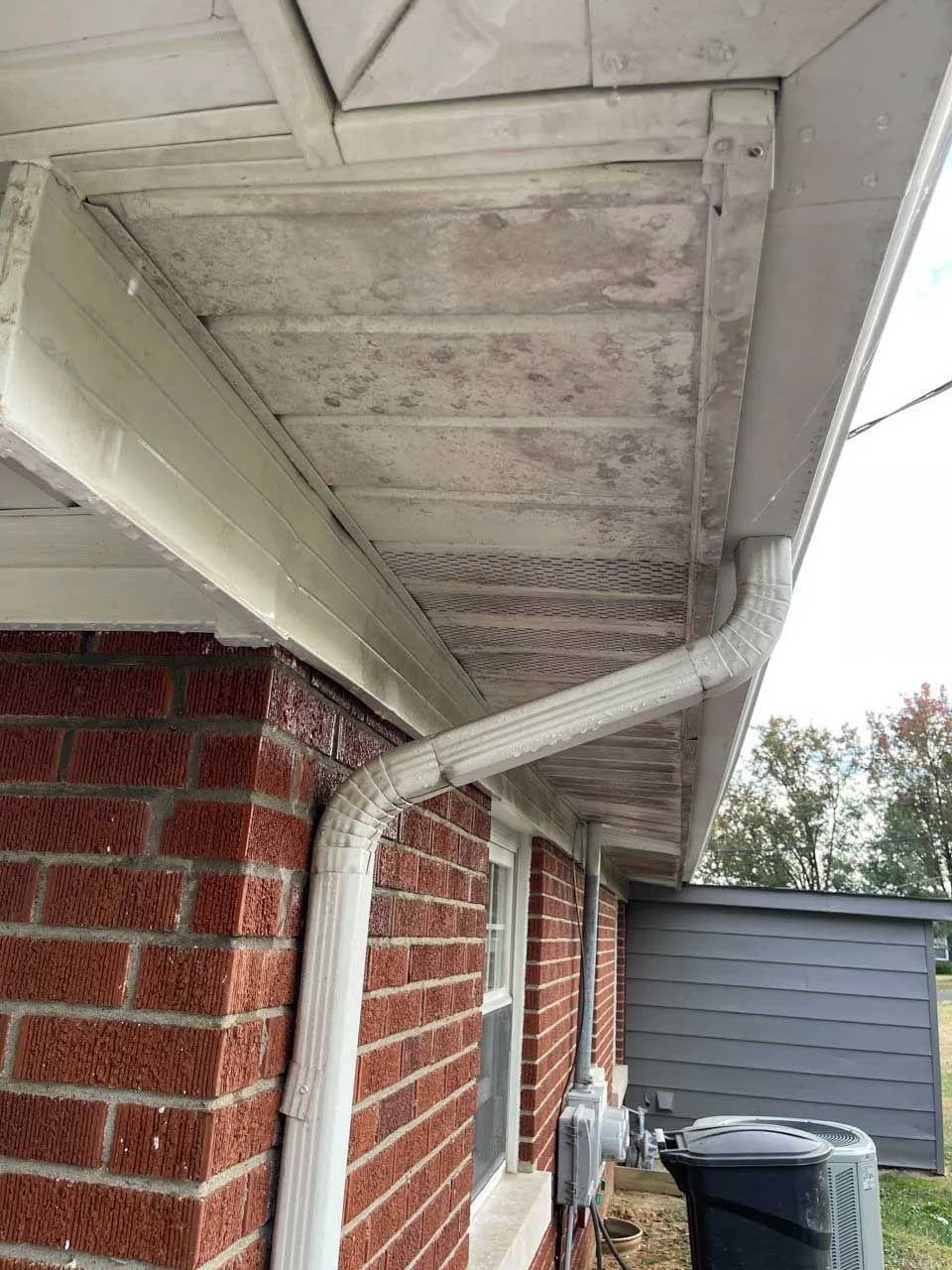 Before Fascia Paint Job – Evansville, IN – Jay's Painting Company LLC