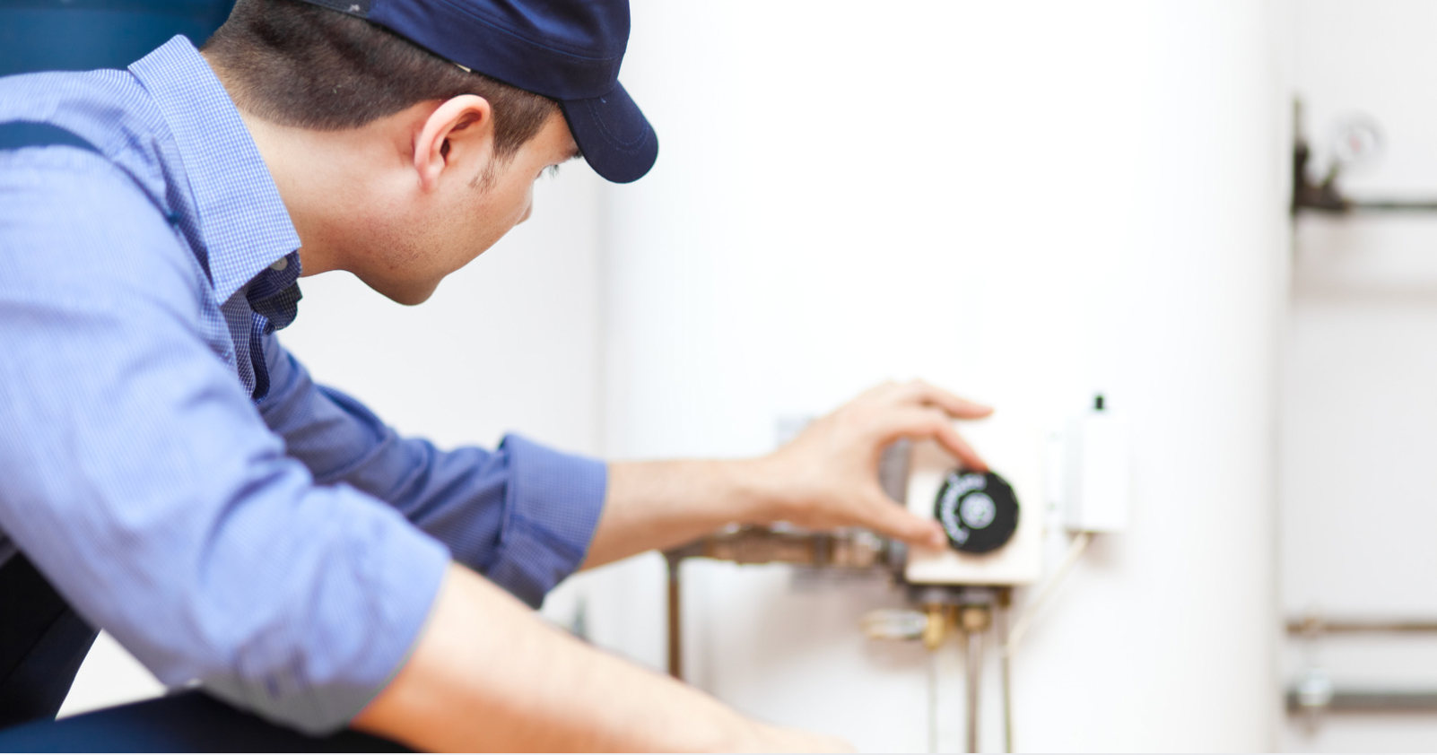 The Pros and Cons of Tankless vs. Traditional Water Heaters