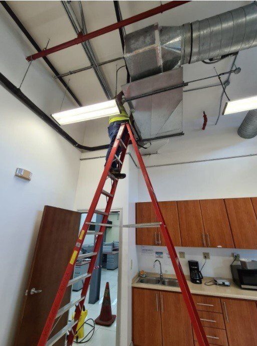 Multiservicio Bajo Cero