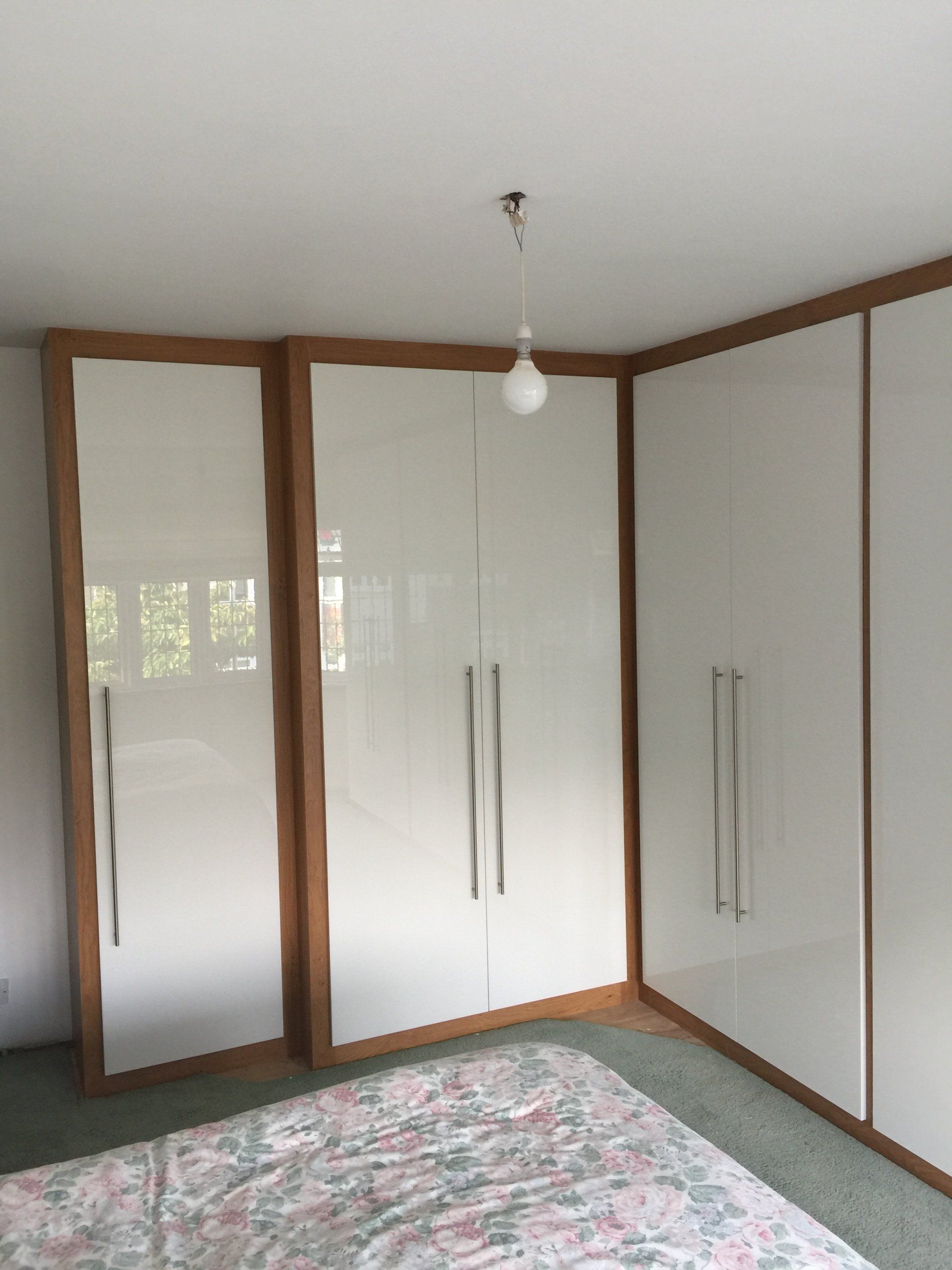 High Gloss Wardrobes | New Fitted Wardrobes | Essex | Verve