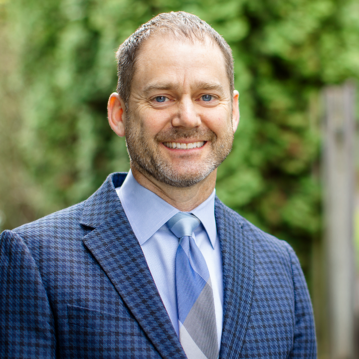 close up photo of Dr. Greg Davis