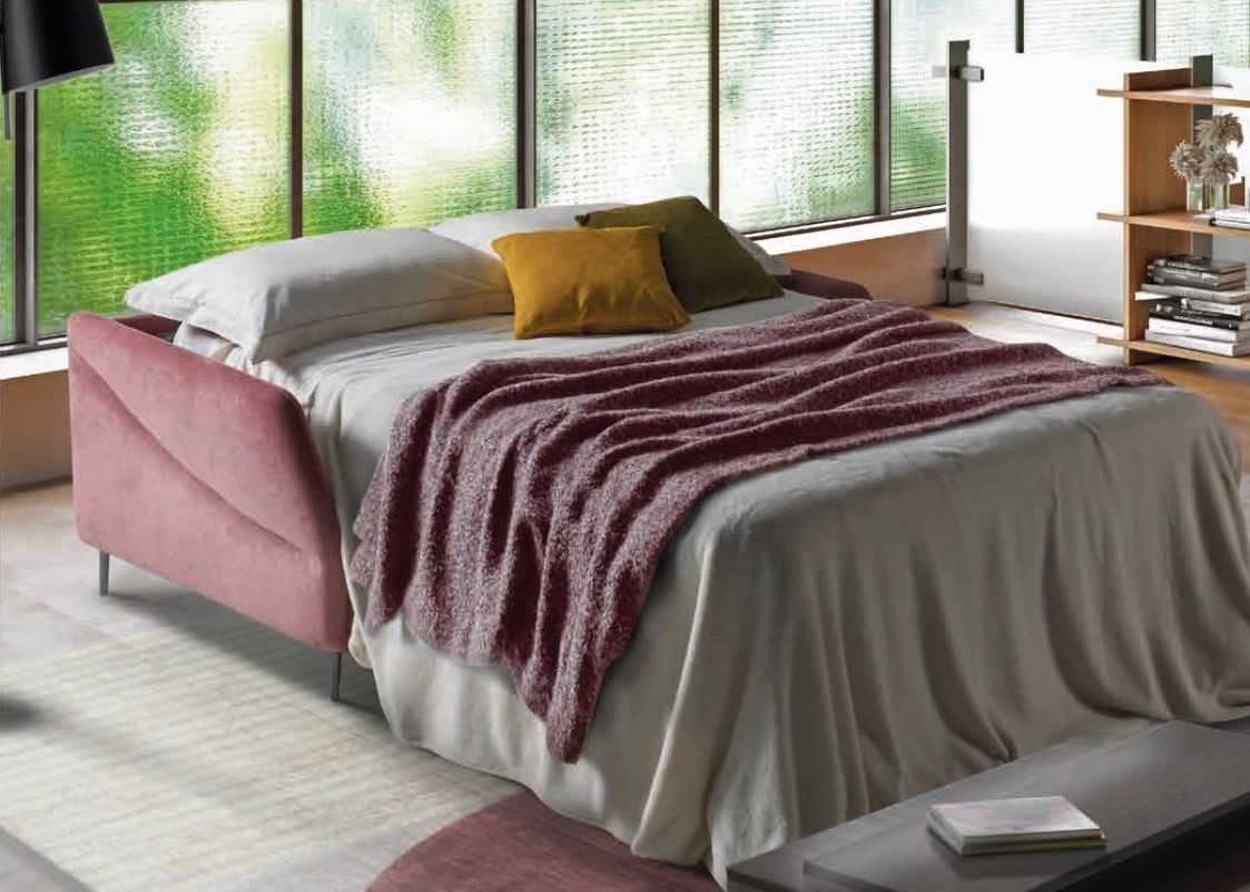 divano letto rosso antico con materasso alto da tronu arredamenti a cagliari