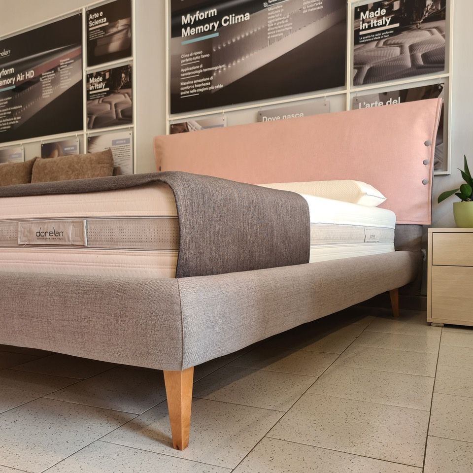 letti e materassi in esposizione da tronu arredamenti a cagliari