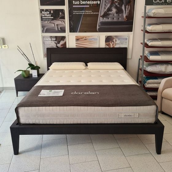 letto in legno con materasso dorelan a cagliari da tronu arredamenti