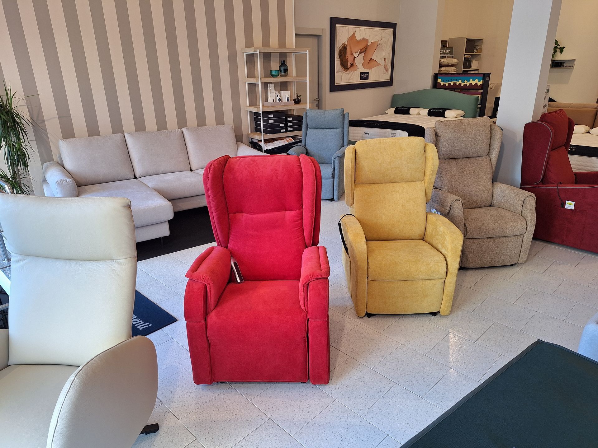 poltrone relax e materassi a cagliari da tronu arredamenti dal 1970