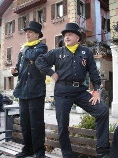 foto staff esperti di camini