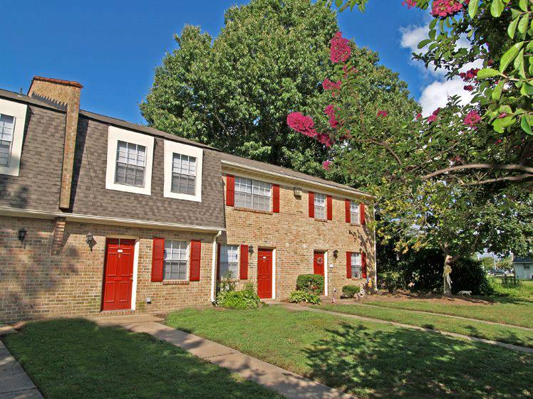 Eastwind Apartments | Virginia Beach, VA