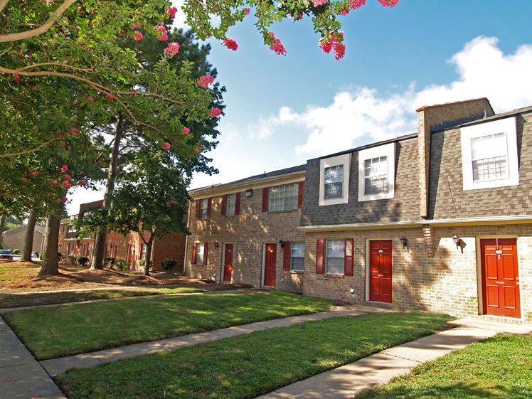 Eastwind Apartments | Virginia Beach, VA