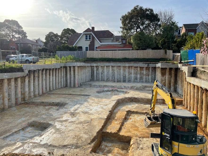 Image of piling contractors drilling in Melbourne