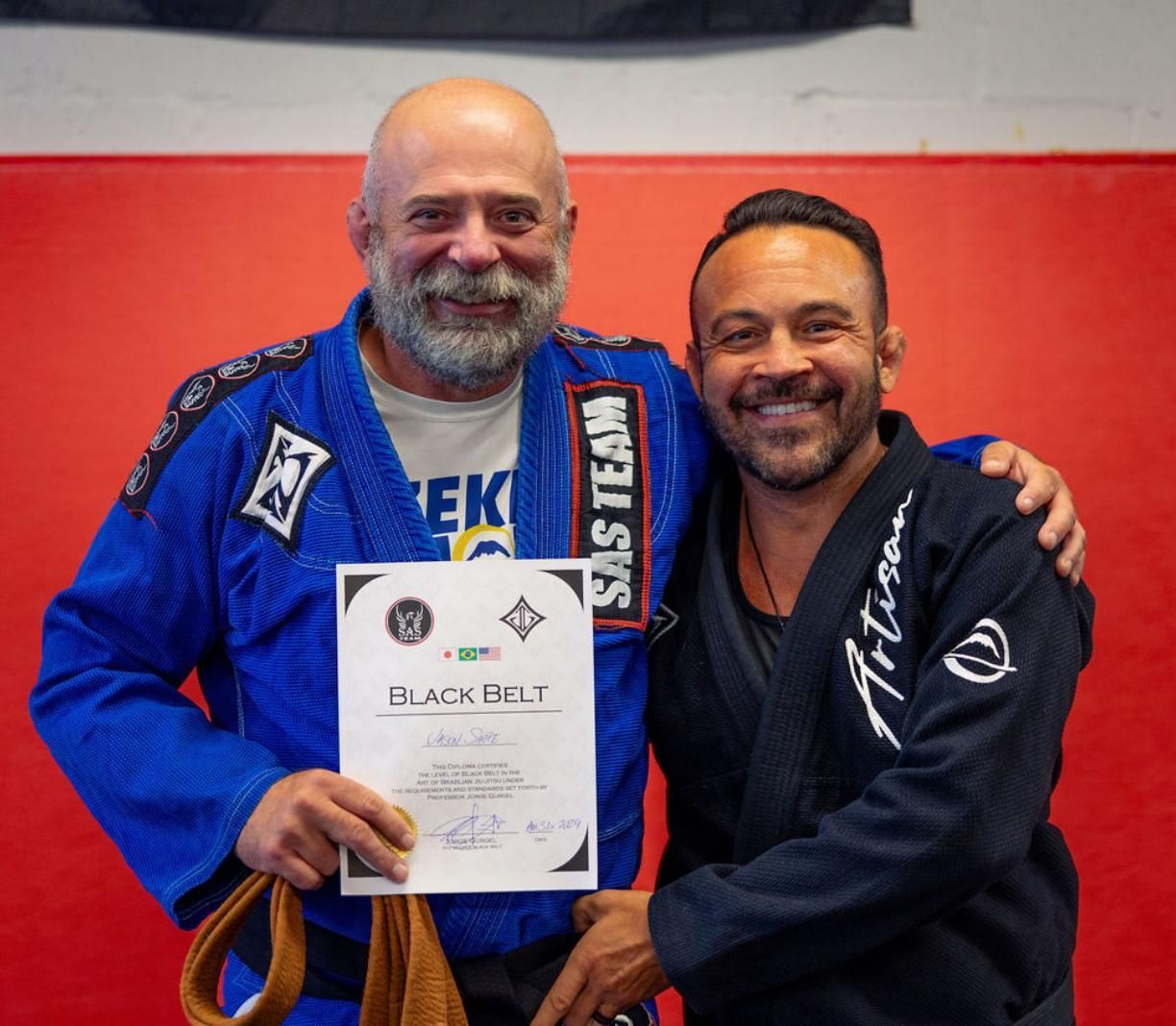 Jorge Gurgel and black belt student at JGMMA