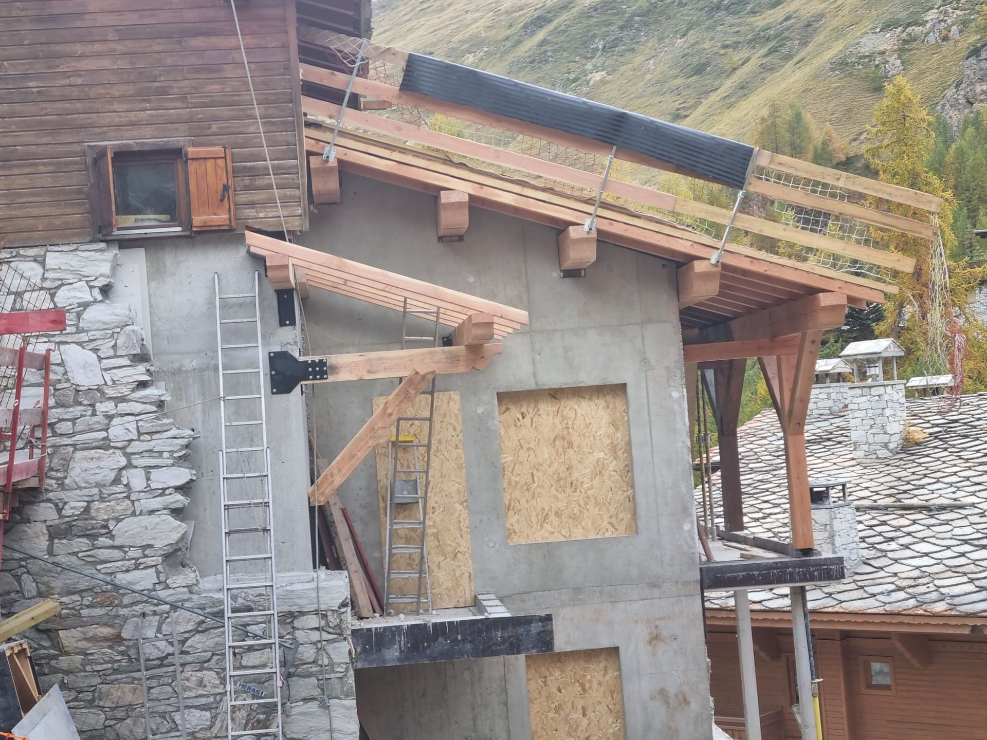 Charpentes Bois & Montagne, réalisation travaux de charpente bois à Albertville en Savoie