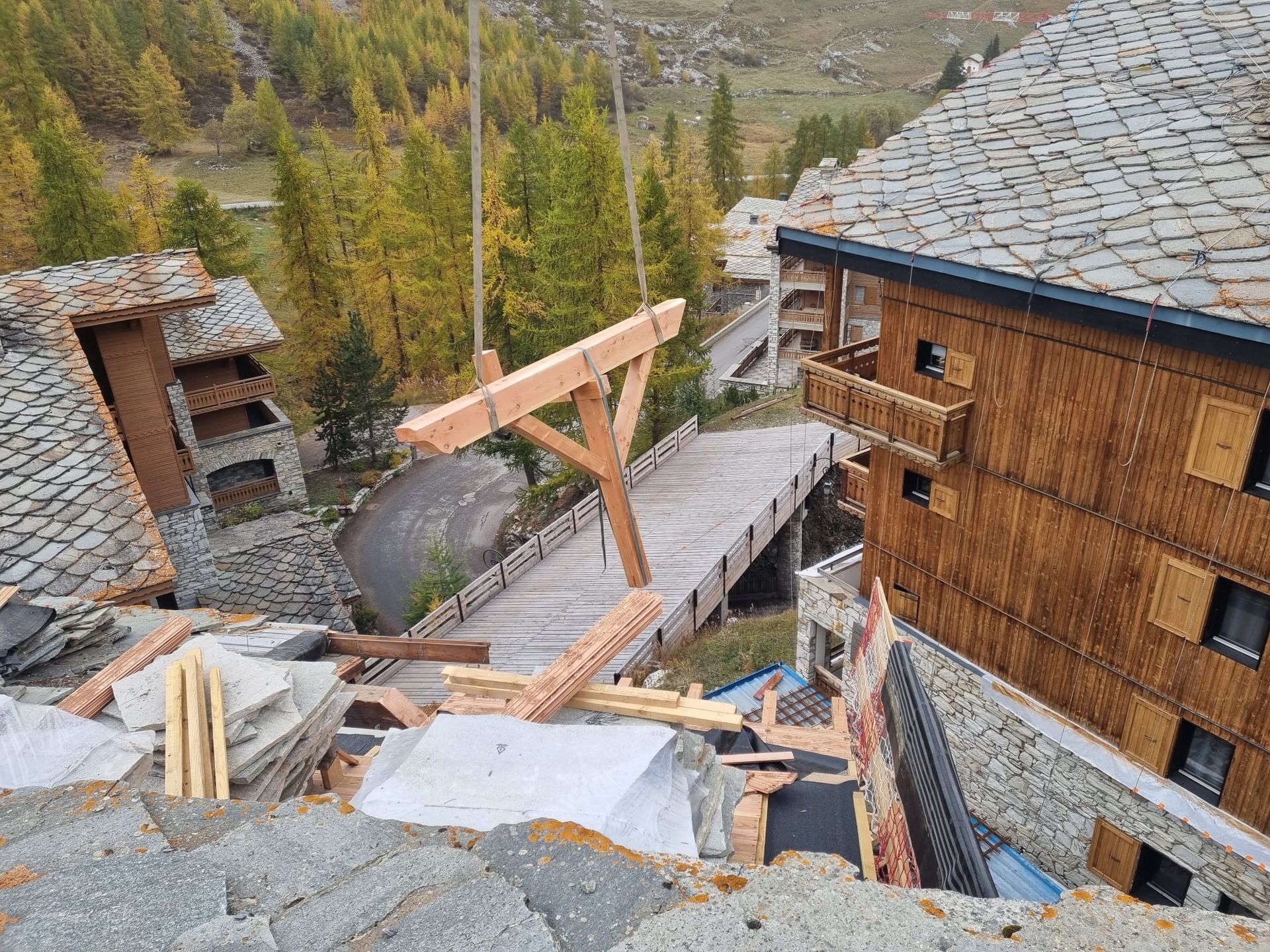 Charpentes Bois & Montagne, réalisation travaux de charpente bois à Albertville en Savoie