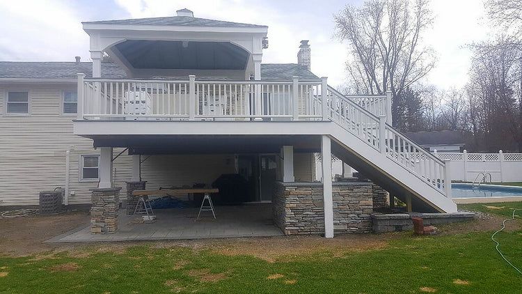  Simple Deck Designs  6