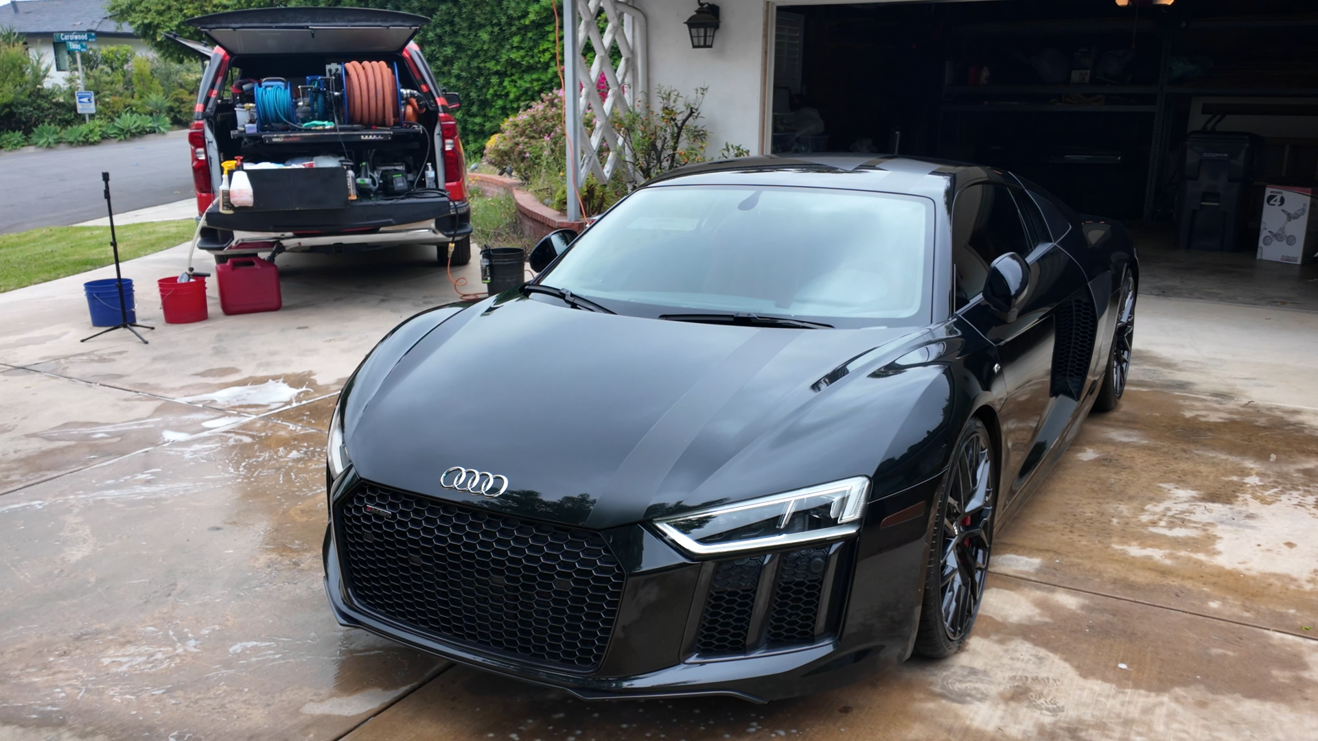 Black Audi R8
