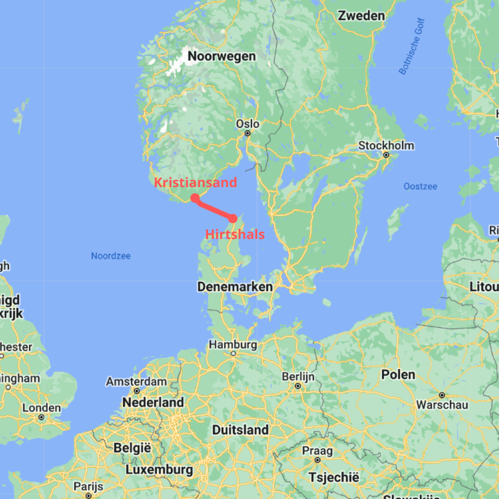 Landkaart met rode lijn van Hirtshals naar Kristiansand