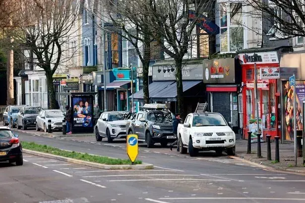 Living in Uplands VS Brynmill. - What is the difference?