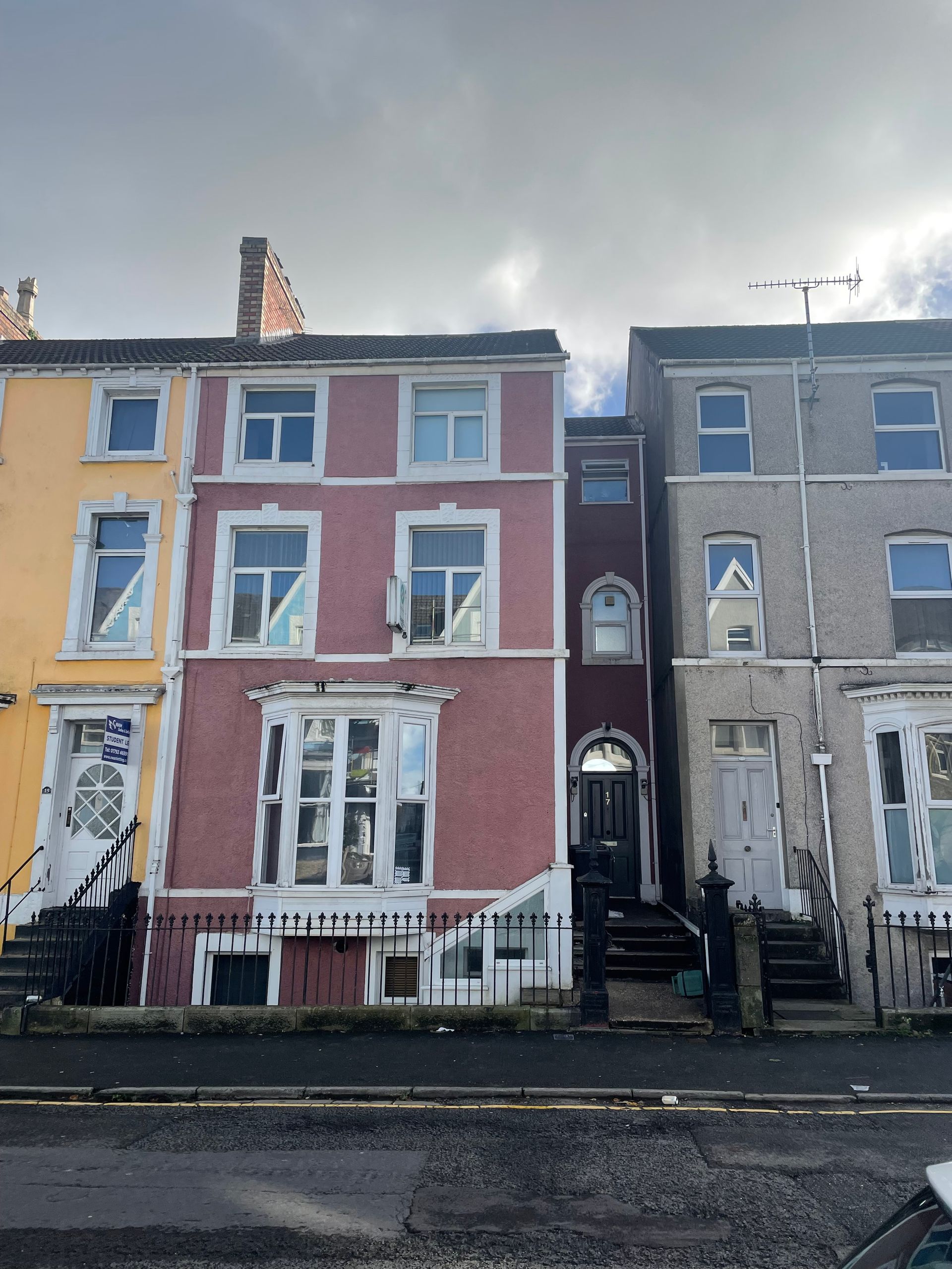 Three Bed Student Flat, Brynmill, Swansea