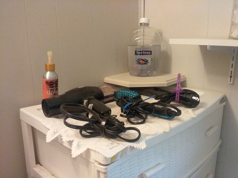 The Gripper Cord Connector