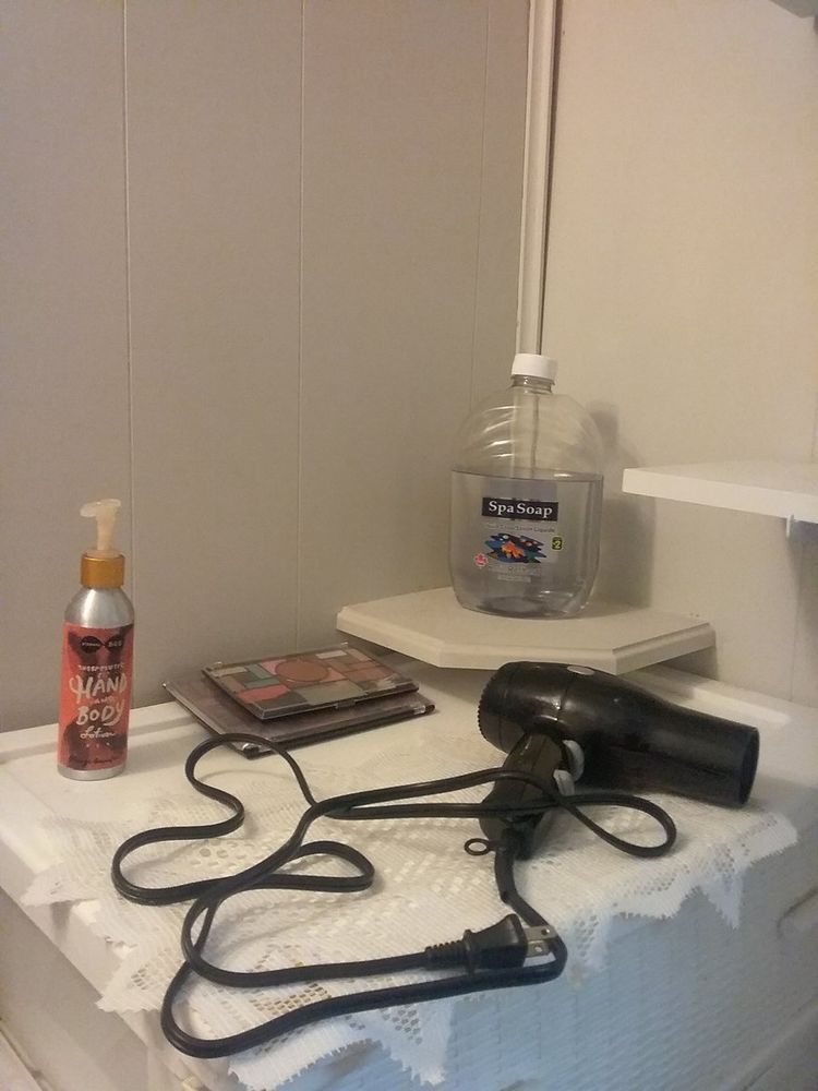 The Gripper Cord Connector