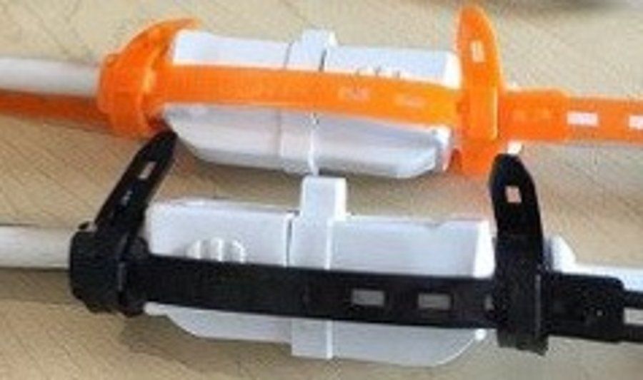 The Gripper Cord Connector