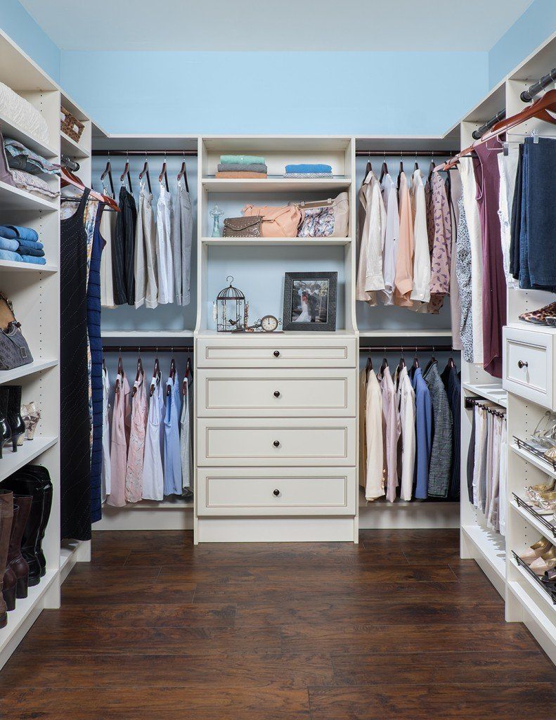 Antique White Finish Custom Walk In Closet