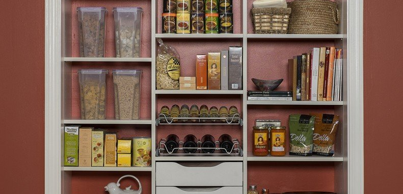 Custom kitchen pantry system