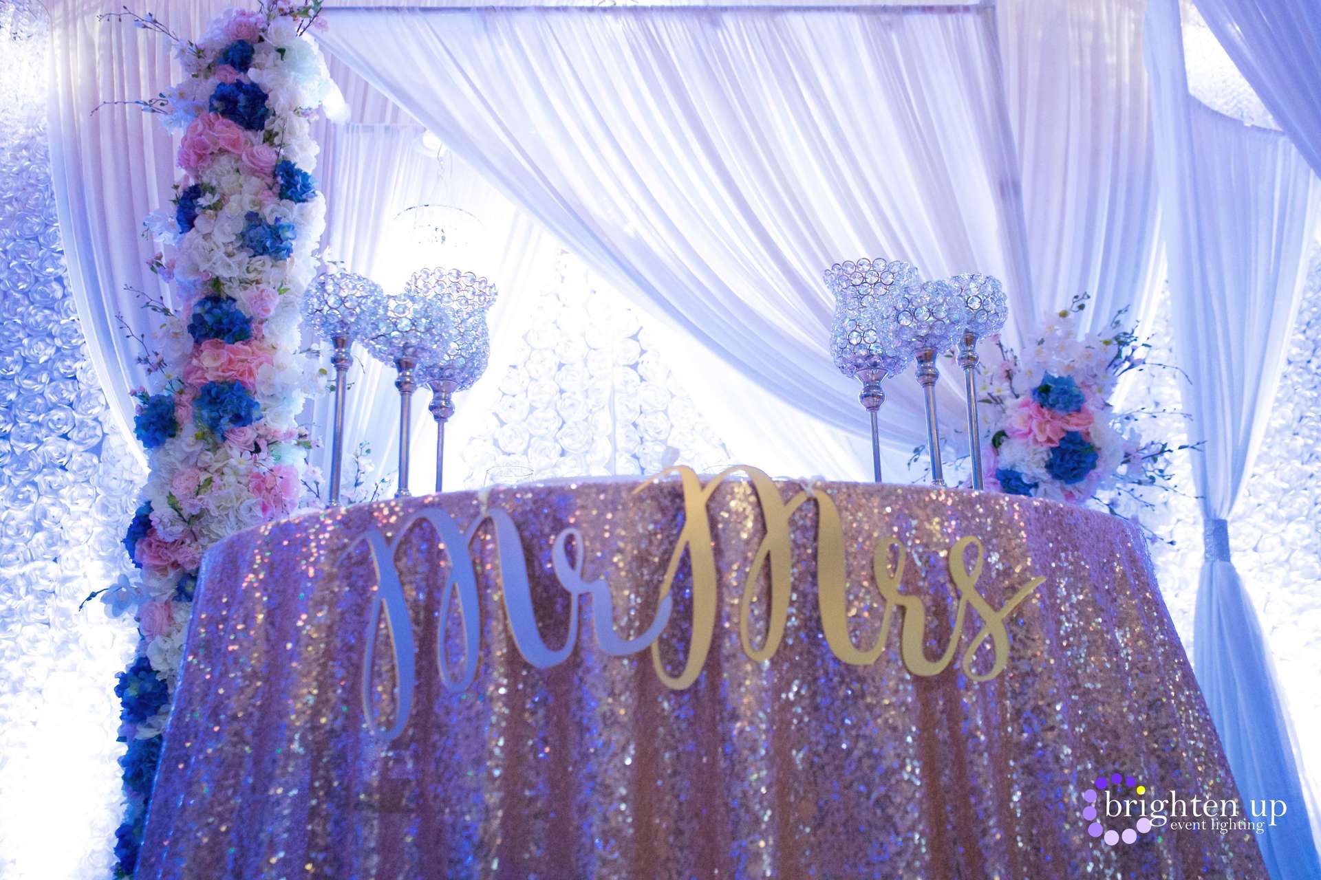 king palace sacramento wedding blue uplighting sweetheart table