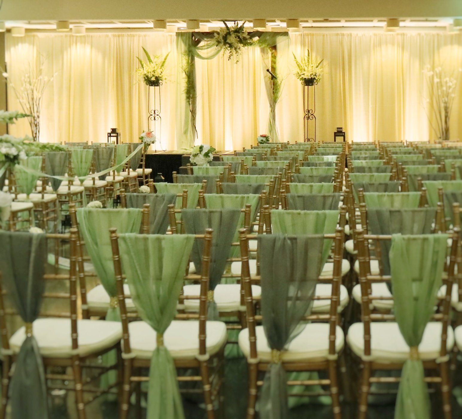 Library Galleria Sacramento Wedding Decor Uplighting