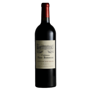 Franse wijn uit Bordeaux Saint-Émilion, Château Haut Bonneau met rood capsule en klassieke rode wijn uit Frankrijk