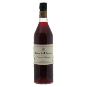 Rode wijn Pineau des Charentes uit Cognac Frankrijk, versterkte wijn in klassieke fles met licht etiket