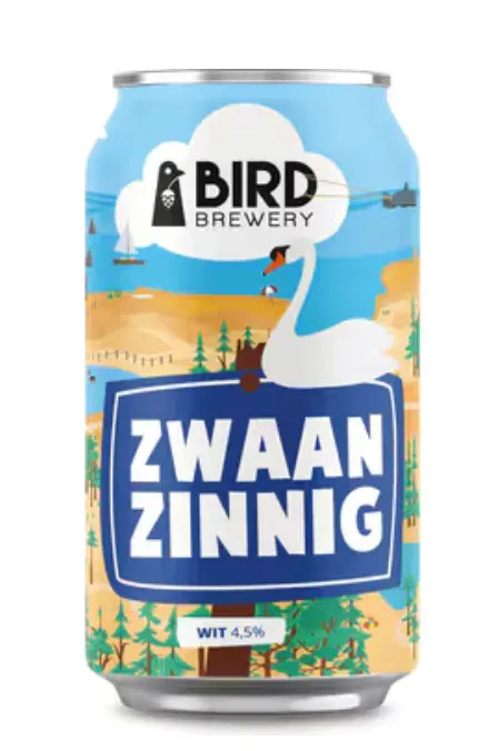 Blik bier van Bird Brewery met witte zwaan op blauw bord en strandillustratie. Zomerse wit. Licht en fris bier.
