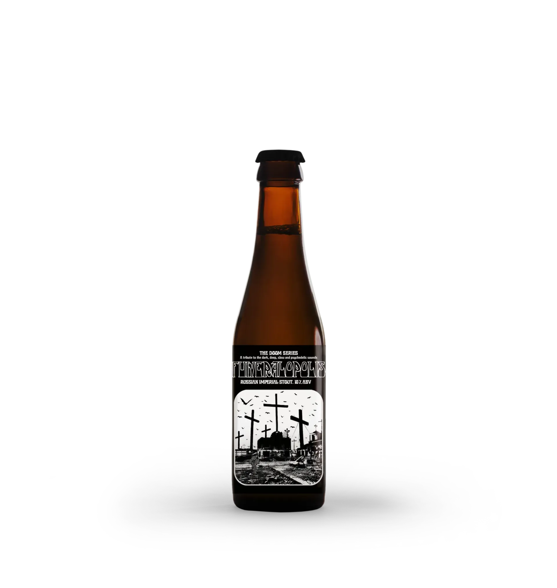Fles Funeralopolis bier, Russian Imperial Stout met zwart-wit label vol kruisen en treinthema uit Doom Series