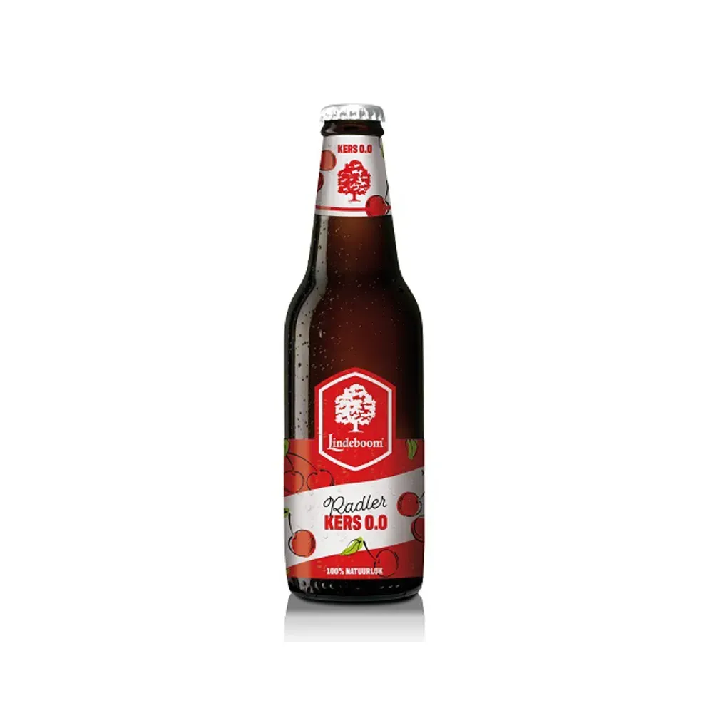 Fles Lindeboom Radler bier Kers 0.0 met rood-wit etiket en kersenillustratie, fruitige alcoholvrije bier