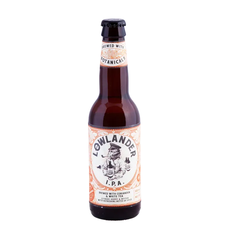 Bruin bier flesje met botanisch etiket en zeeman met pijp – Lowlander IPA bier met koriander en witte thee.