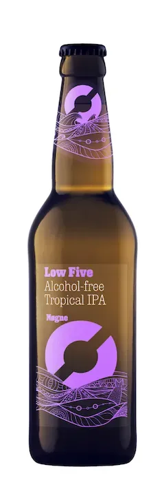 Low Five bier van Nøgne – alcoholvrij Tropical IPA in bruine fles met paarse accenten, fruitig en verfrissend speciaalbier.