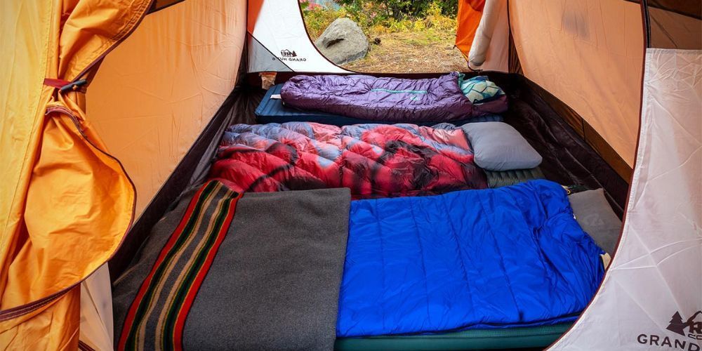 blankets for camping