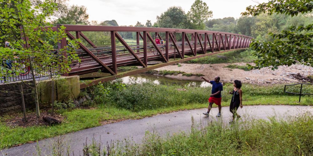 Scenic bike route in Maryland countryside