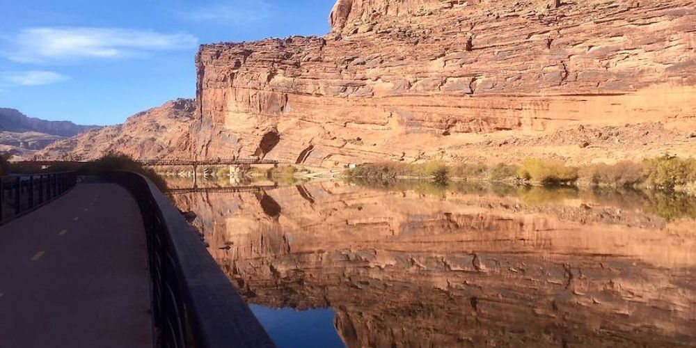 Cyclist on a mountain trail in Utah