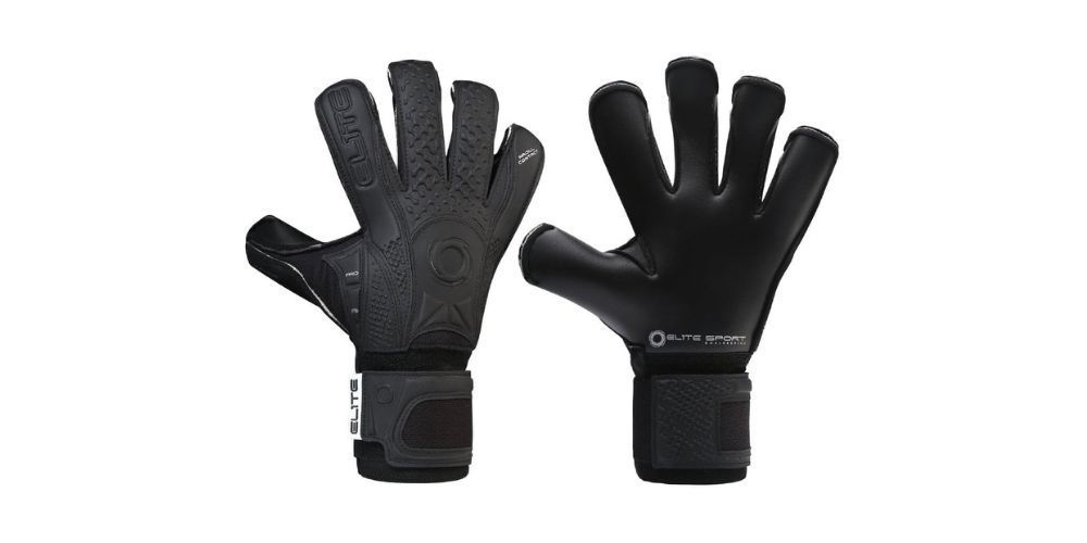 Soccer goalkeeper gloves with enhanced grip