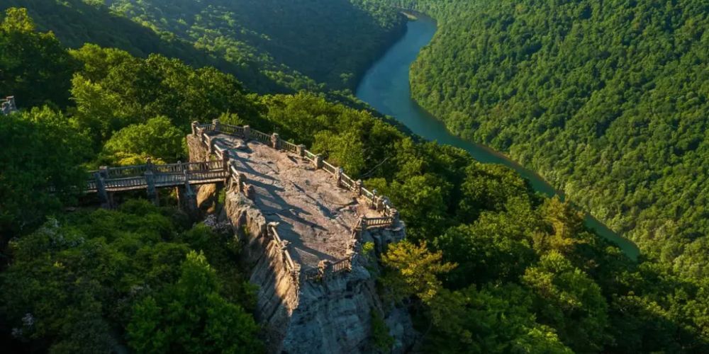 hiking in West Virginia