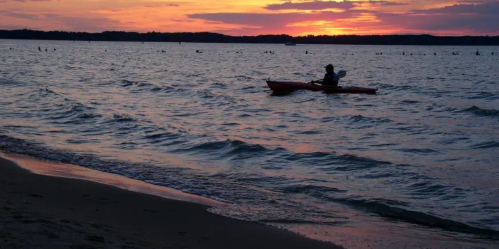 kayaking in michigan