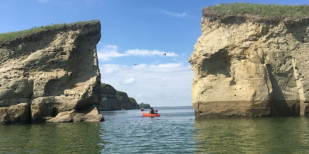 kayaking in north-dakota